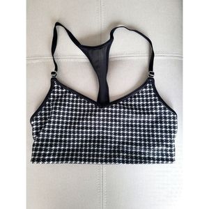 Victoria secret sports bra